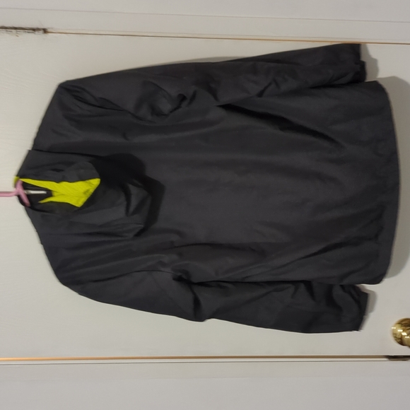 Adidas jacket - Picture 8 of 8